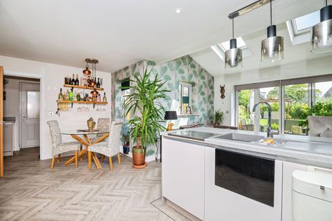undefined, Elm Place, Preston PR4