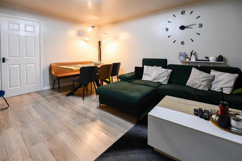 2 bedroom terraced house for sale, Beaverbrook Road, Newmarket CB8