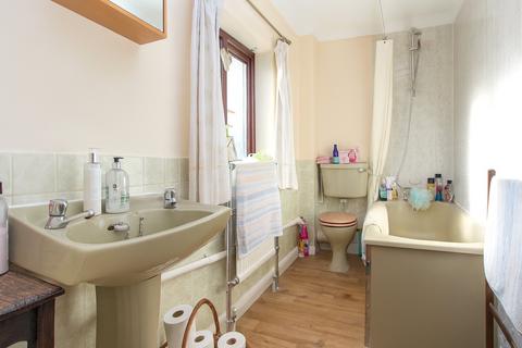 undefined, Amery Hill, Alton, Hampshire, GU34
