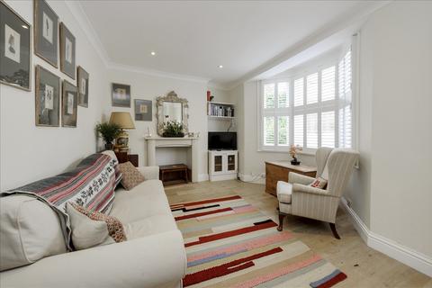 Caxton Road, Shepherd's Bush W12