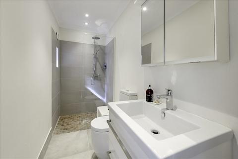 undefined, Caxton Road, Shepherd's Bush W12