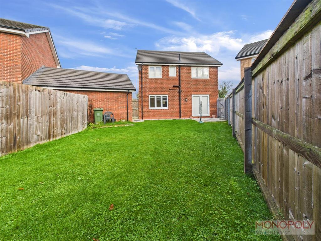 CAM04439 G0-PR0189-STILL005.jpg