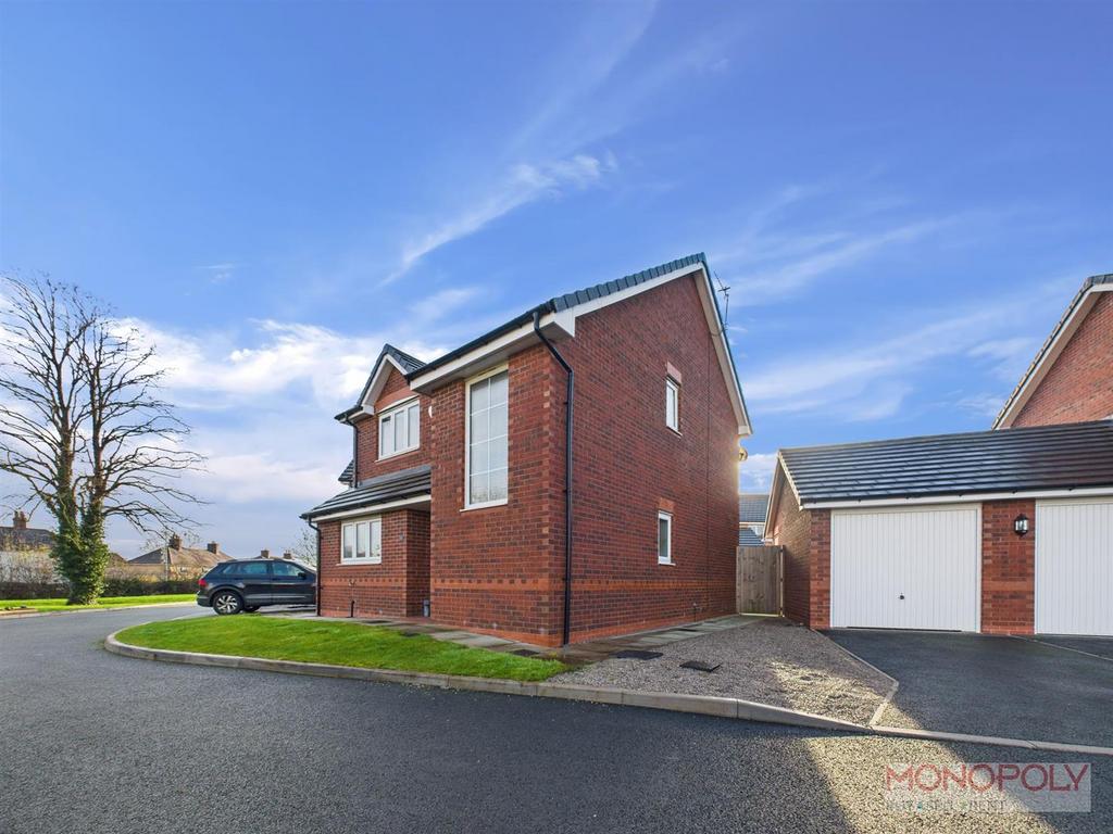 CAM04439 G0-PR0189-STILL022.jpg