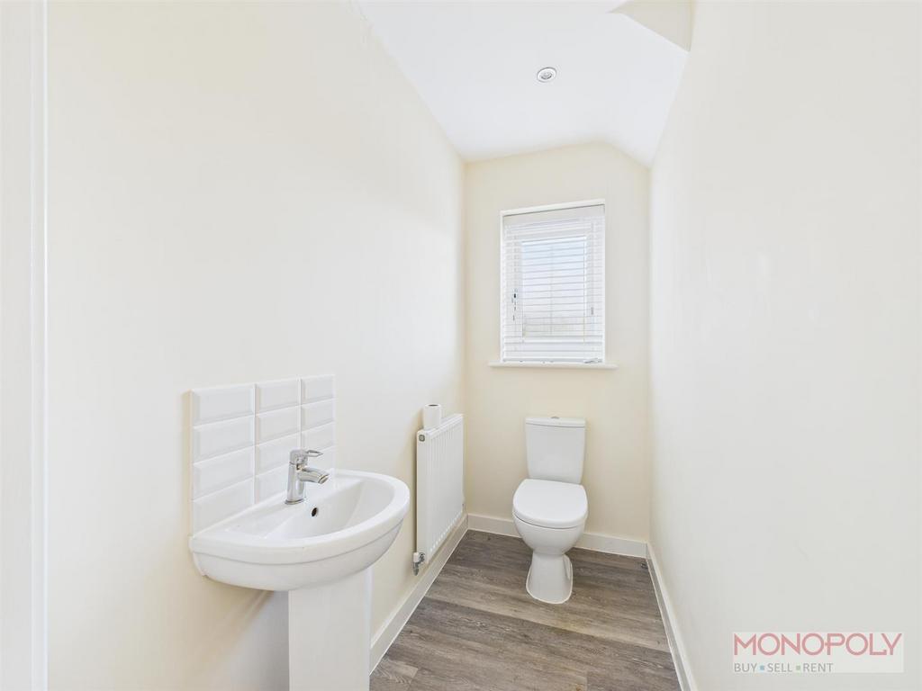 CAM04439 G0-PR0189-STILL011.jpg