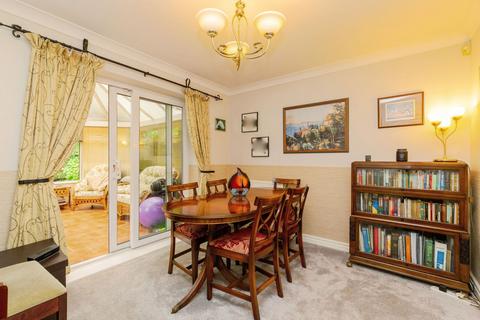 4 bedroom detached house for sale, Honiton Way, Preston PR4