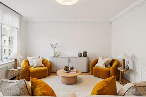 3 bedroom apartment to rent, Upper Grosvenor Street, London, W1K