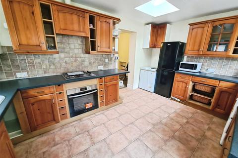 4 bedroom house to rent, Hilldown Road, Hampshire SO17