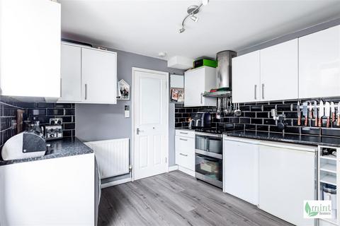 undefined, Albert Road, Addlestone KT15