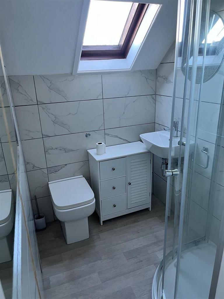 Shower room.jpg