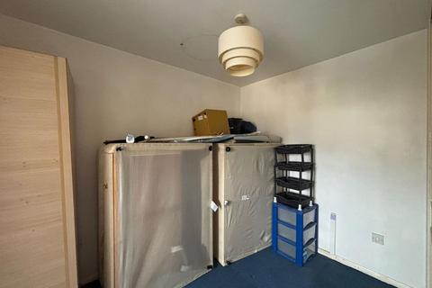 1 bedroom flat for sale, 19 Green Pond Close, Walthamstow, London, E17 6EE