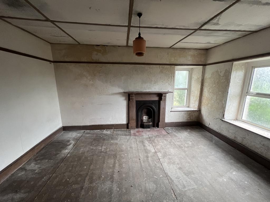 Front Bedroom 1