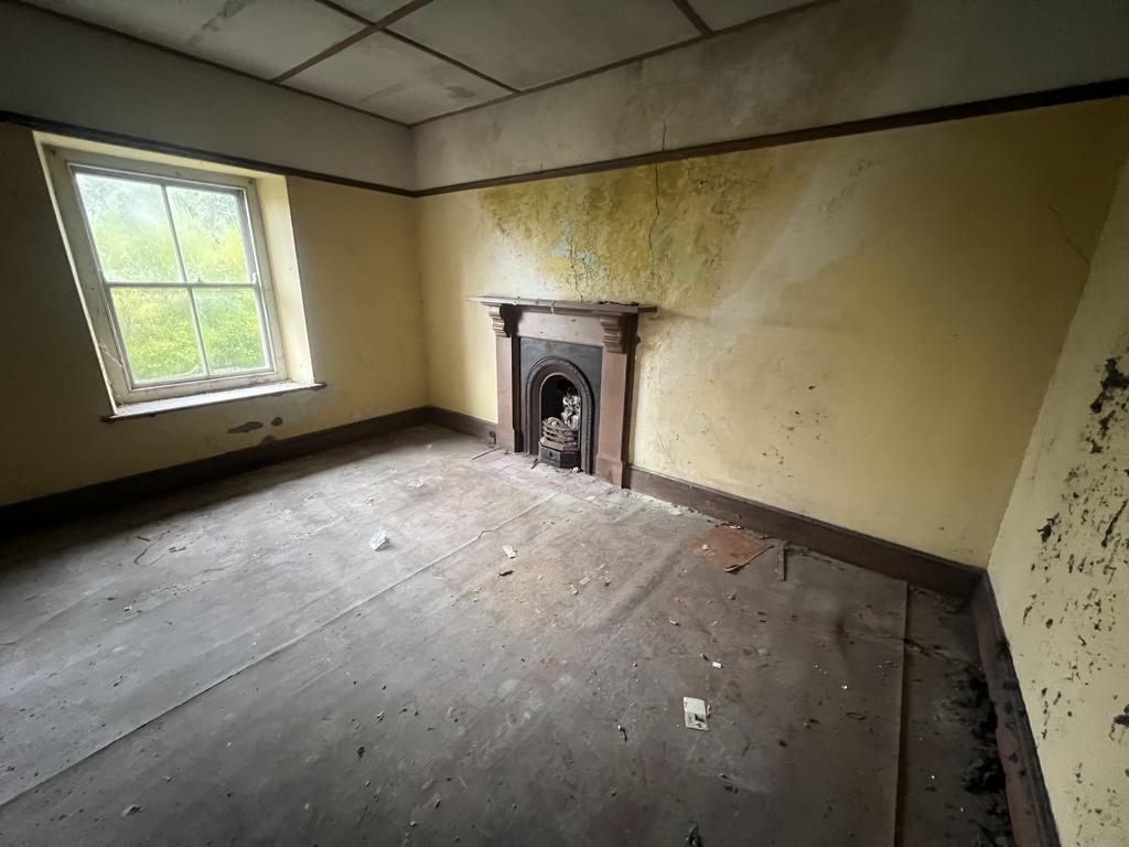 Rear Bedroom 4