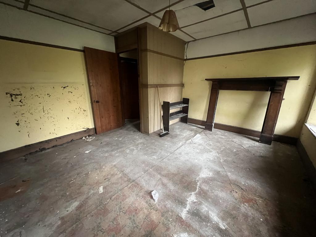 Rear Bedroom 4