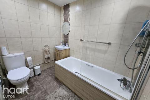 undefined, Chapter House Road, LUTON