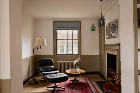 undefined, Turner Street II, London E1