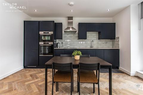 2 bedroom apartment to rent, Montpelier Road, Brighton