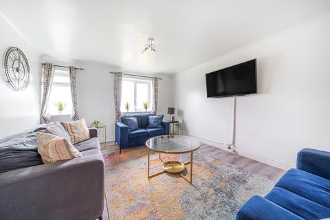 4 bedroom detached house to rent, Bedford Close, Maidenhead, SL6