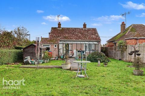 2 bedroom detached bungalow for sale, Parsonage Chase, Sheerness