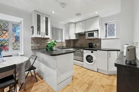1 bedroom terraced house to rent, Newcombe Rise, Yiewsley, UB7