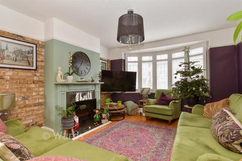 3 bedroom end of terrace house for sale, Arthur Road, Rochester ME1