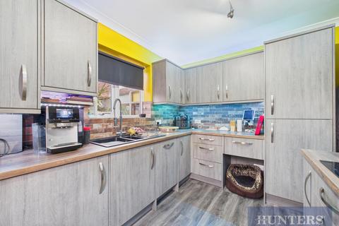 3 bedroom semi-detached house for sale, Woodland Place, Scarborough