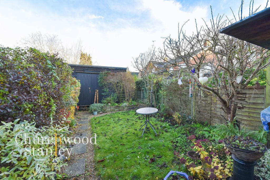Rear garden &#43; shed