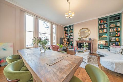 3 bedroom flat to rent, Warrington Gardens, Maida Vale W9