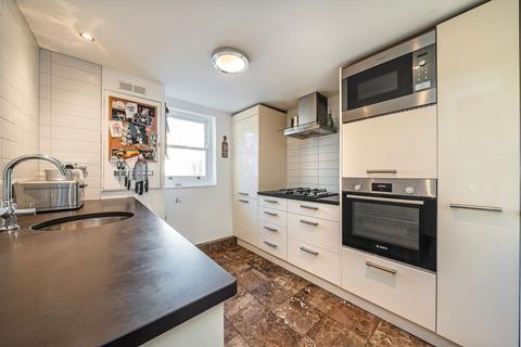 3 bedroom flat to rent, Warrington Gardens, Maida Vale W9