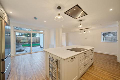 undefined, North Crescent,  Finchley,  N3