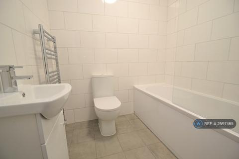 2 bedroom flat to rent, Lansdowne Road, Bournemouth, BH1