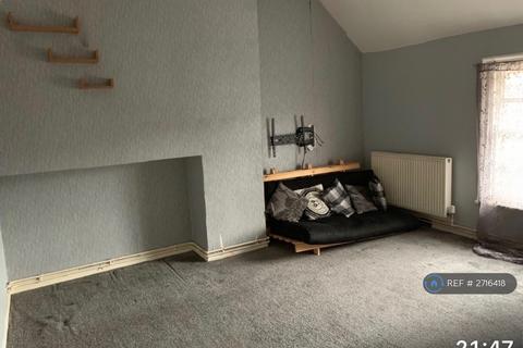 3 bedroom flat to rent, St. Pauls Square, Bedford, MK40