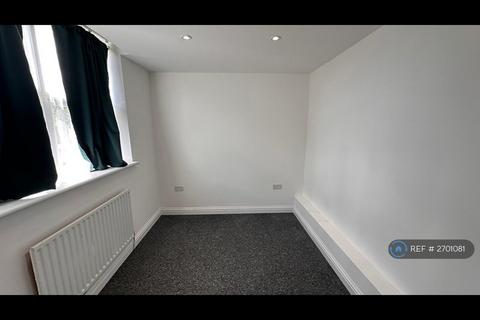 undefined, Hillside Avenue, Strood, Rochester, ME2