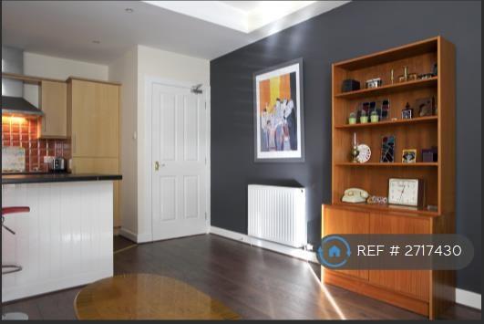 Livingroom Kitchen