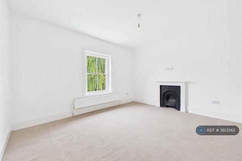 7 bedroom detached house to rent, Dock Road, Sharpness, Berkeley, GL13