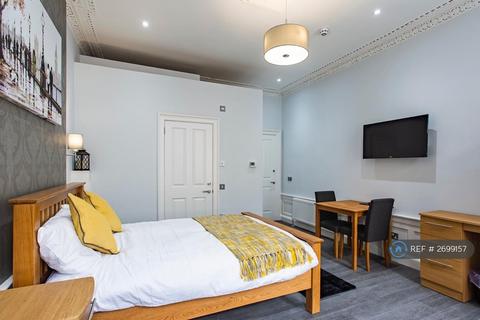 undefined, Clerk Street, Edinburgh, EH8