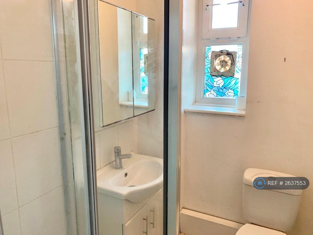 Shower Room 1