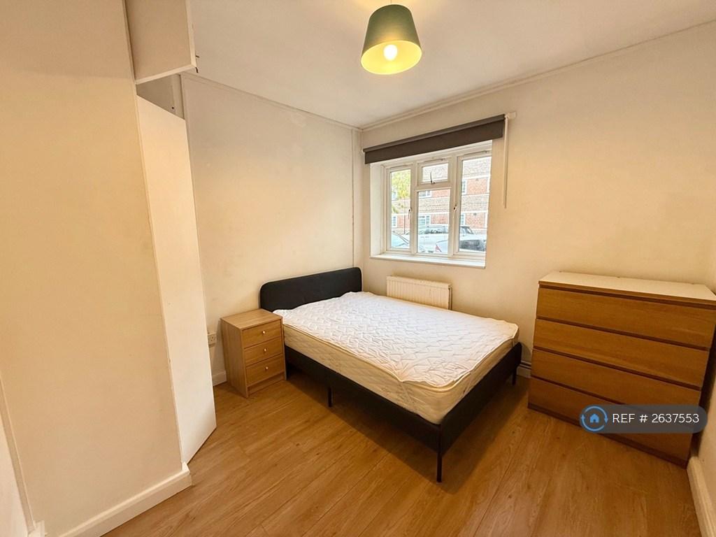Bedroom 2 Pic 1