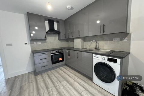 undefined, Travellers Way, Hounslow, TW4