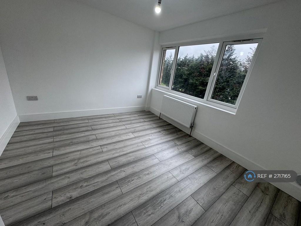 Bedroom 1 On 3rd Floor