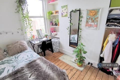 5 bedroom terraced house to rent, Blaker Street, Brighton, BN2
