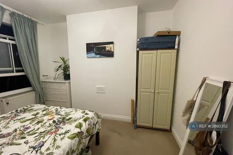 1 bedroom flat to rent, Brook Drive, London, SE11