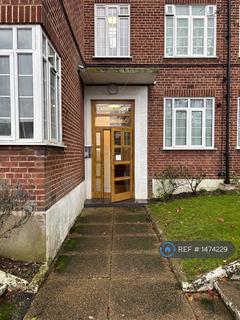 2 bedroom flat to rent, Kings Drive, Wembley, HA9
