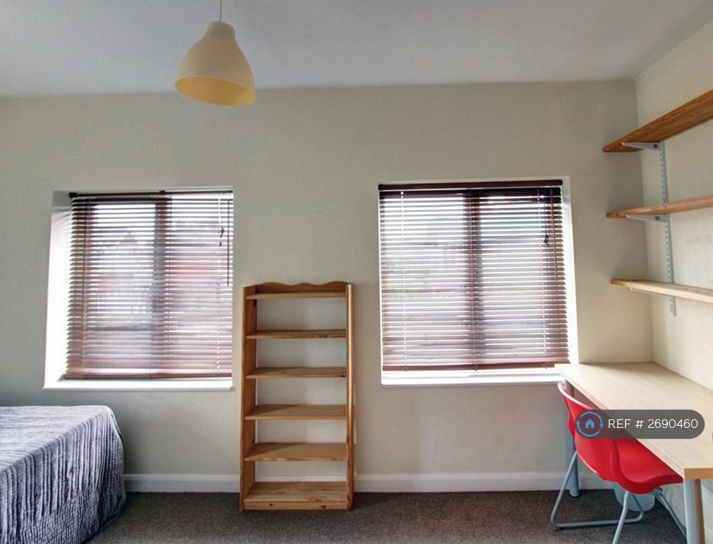 Bed 3 - Side View