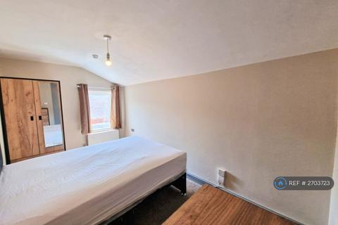 1 bedroom flat to rent, Station Road, Northfield, Birmingham, B31