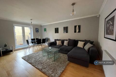 2 bedroom flat to rent, Providence Square, London, SE1
