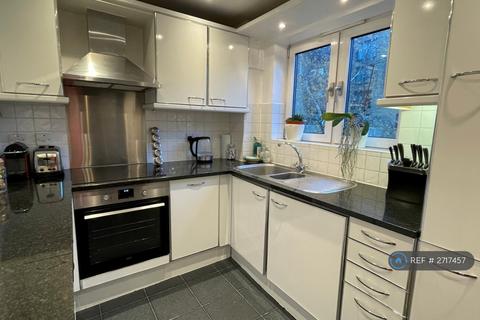 2 bedroom flat to rent, Providence Square, London, SE1