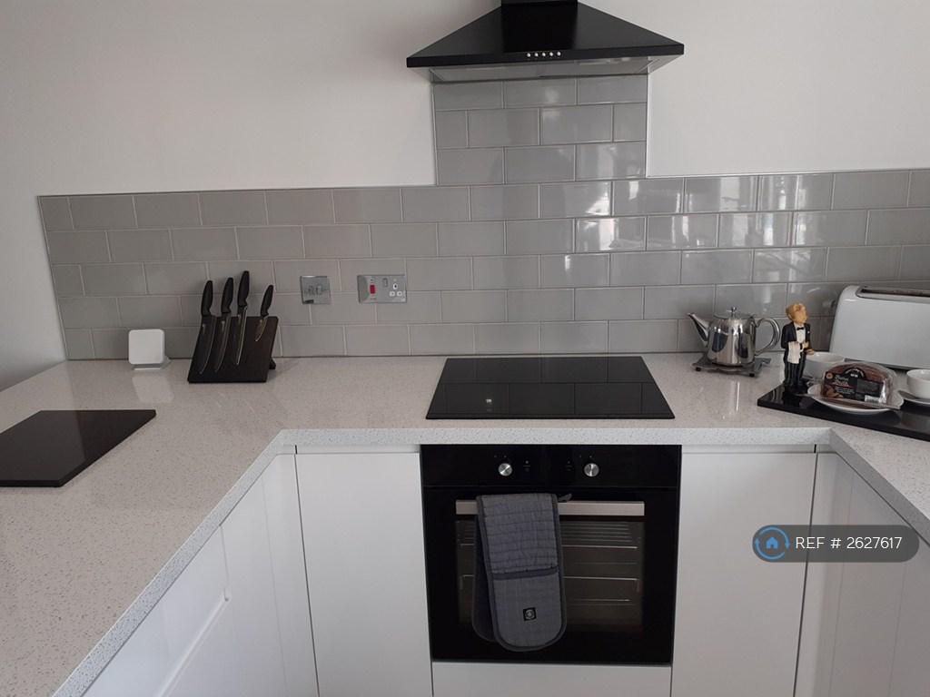 New Kitchen With All Appliances