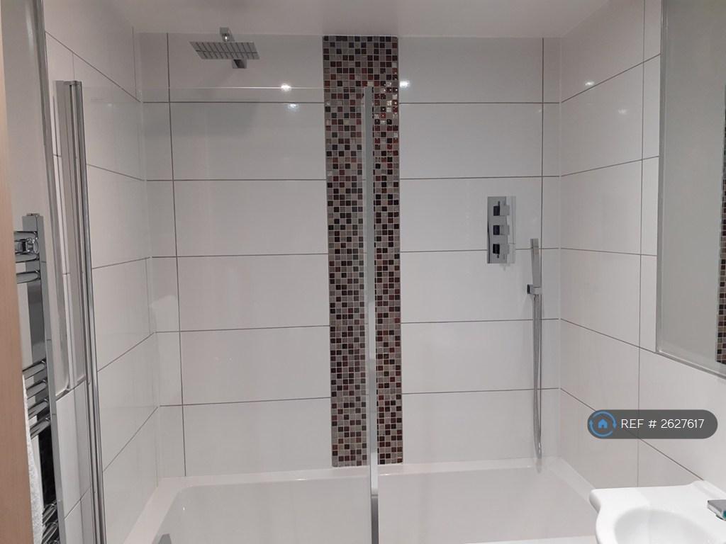 Luxury Bathroom With Rainfall Shower