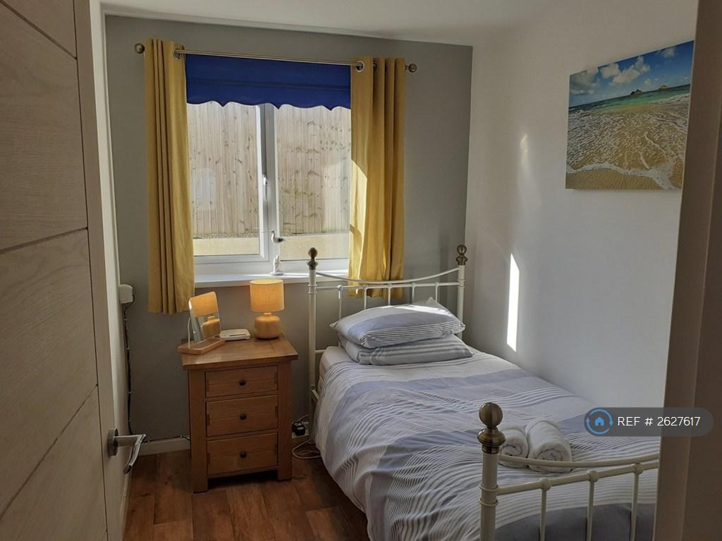 Single Bedroom