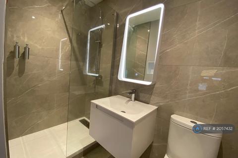 Lusso, Macclesfield, SK11